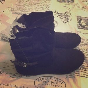 Blk Ankle Boots